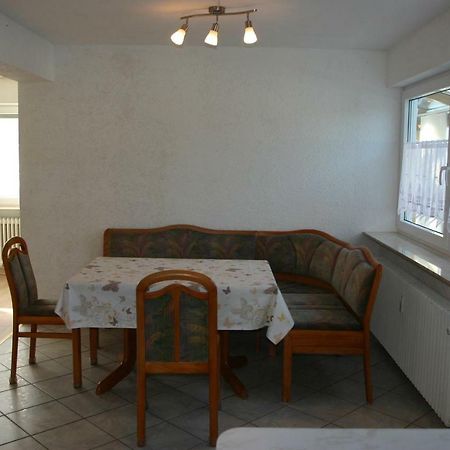 Apartmentbuymetzingen Riederich Eksteriør billede